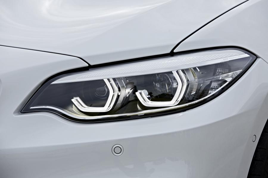 Детали экстерьера BMW 220d Convertible M Sport Package 2016 года  (WW) (фото 60 из 65)